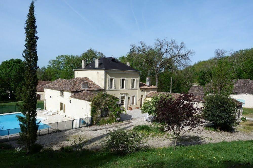 Bed and Breakfast Aux Trois Fontaines Eynesse Exterior foto