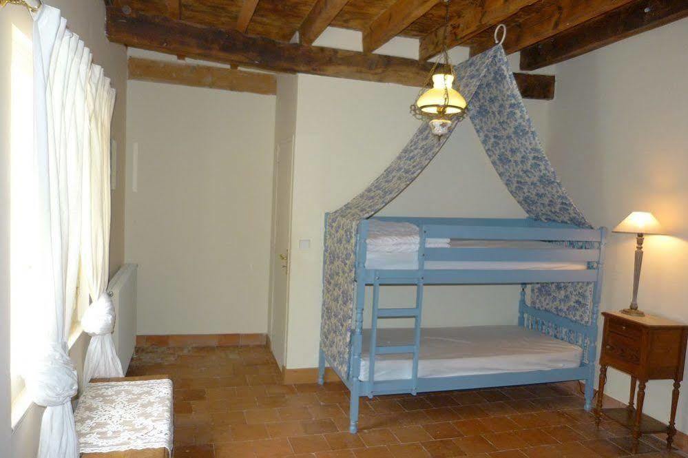 Bed and Breakfast Aux Trois Fontaines Eynesse Exterior foto